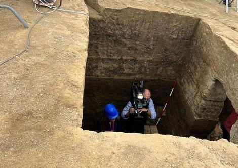  مقبره ای 2600 ساله در ایتالیا که برای نخستین بار گشوده شد+ تصاویر