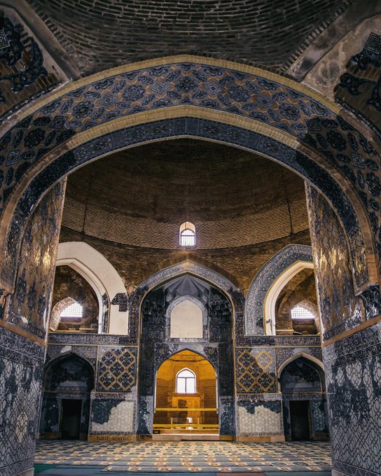 مسجد کبود تبریز مسجدی با کاشی‌های لاجوردی+عکس