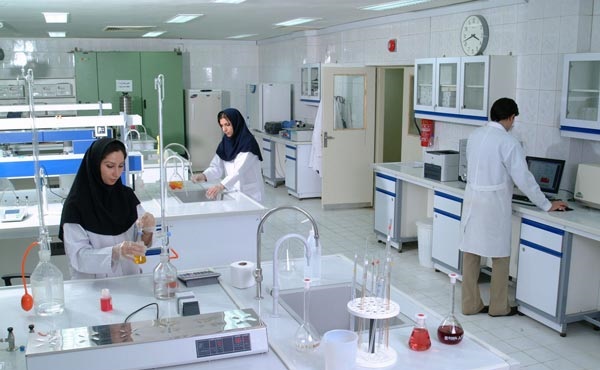 درخواست داروسازان از رسانه ملی برای پاسخ‌گویی به ابهامات