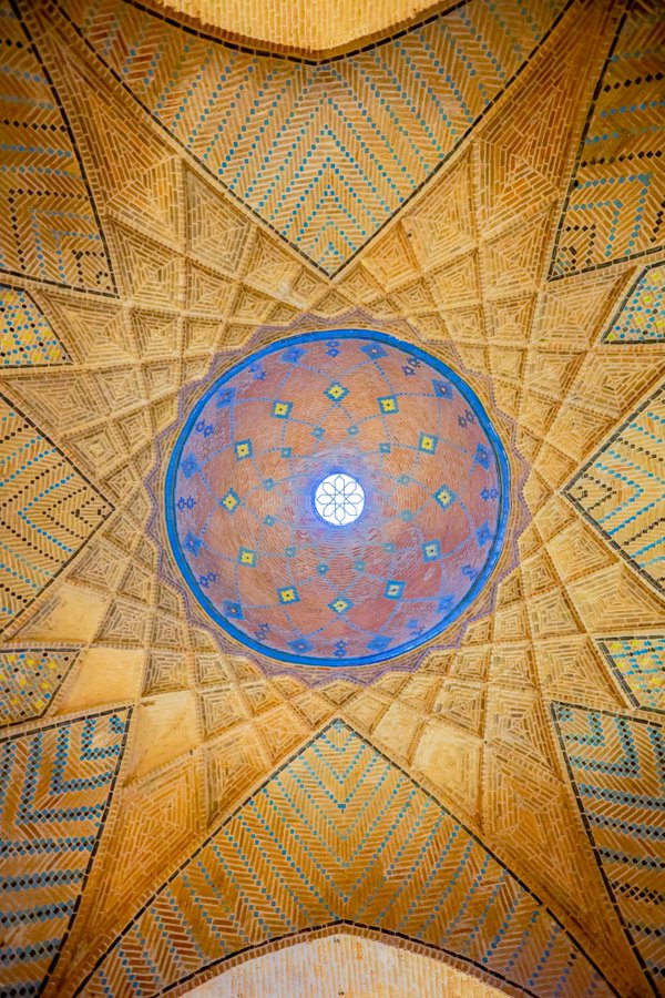 سرای زیبای سعدالسلطنه قزوین +عکس