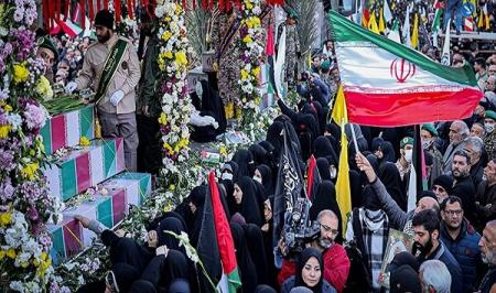 ۱۱۰ شهید گمنام دفاع مقدس در تهران تشییع شدند+ تصاویر