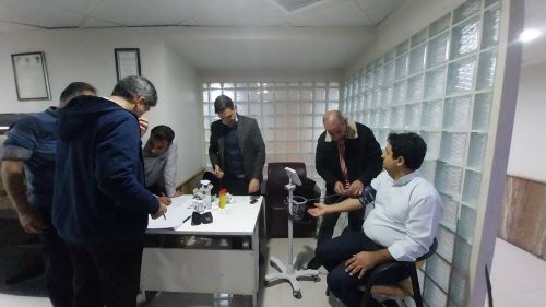 تصاویری از غربالگری فشار خون و دیابت در استان فارس در پویش ملی سلامت 