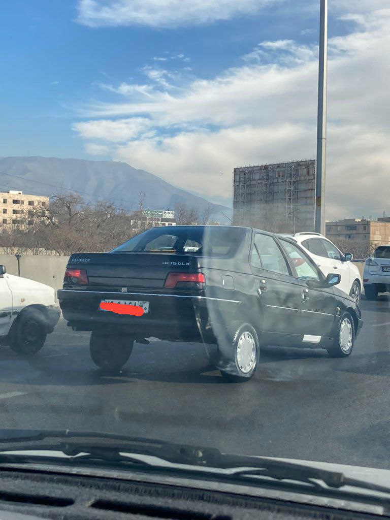 اقدام ترسناک یک راننده پژو+عکس