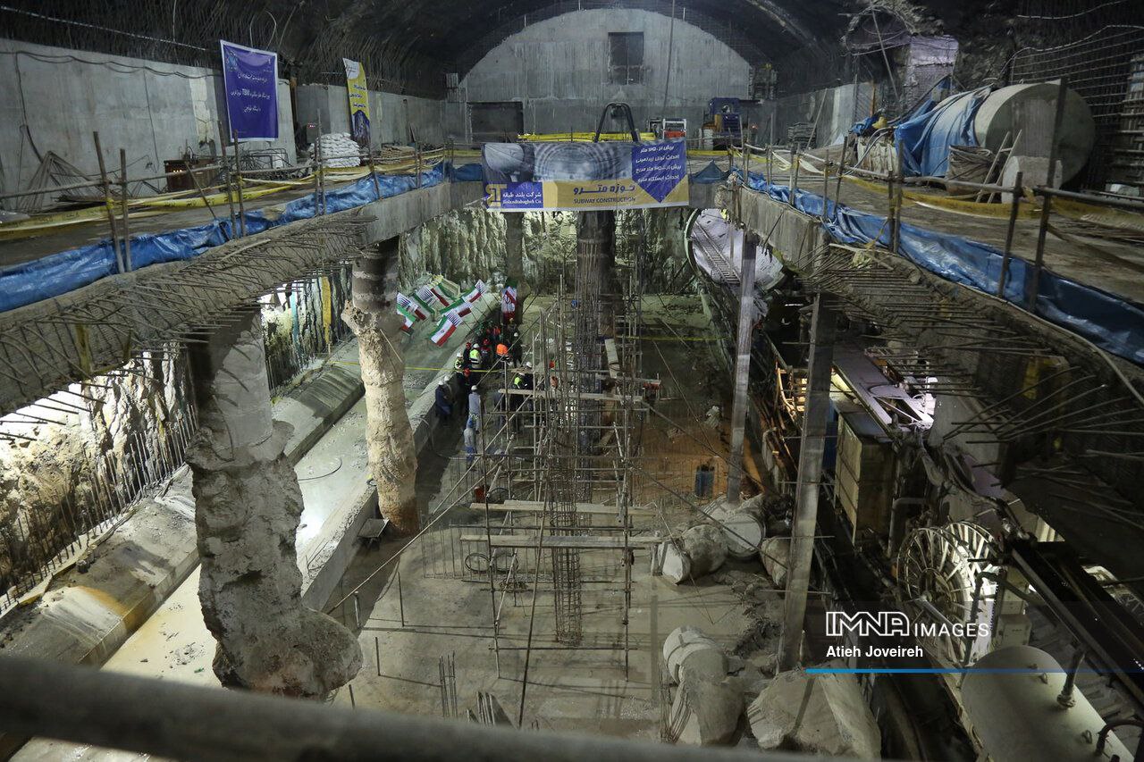 ورود دستگاه حفار TBM به ایستگاه طوقچی + عکس