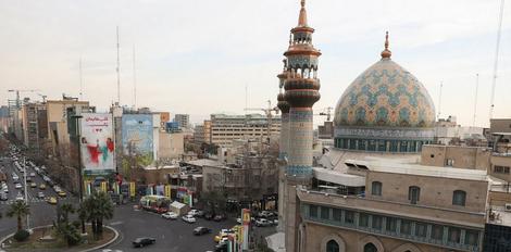 دیوارنگاره جدید میدان فلسطین پس از موشک باران دیشب به زبان عبری و فارسی + تصاویر