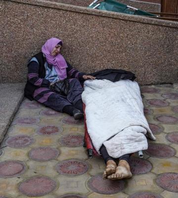 تصویر جانسوز از وداع یک زن فلسطینی با همسرش+عکس