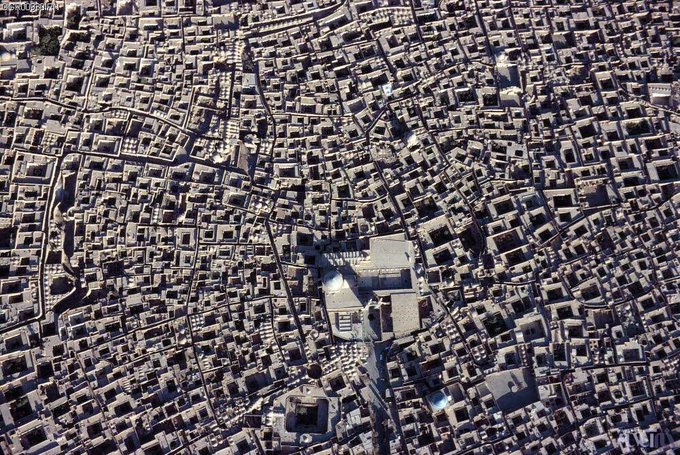 تصویر هوایی بی‌نظیر از شهر تاریخی یزد+عکس