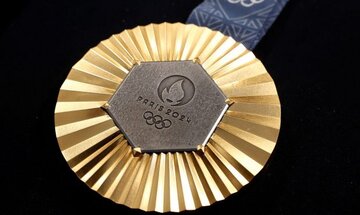 رونمایی رسمی از مدال های المپیک پاریس 2024 + تصاویر