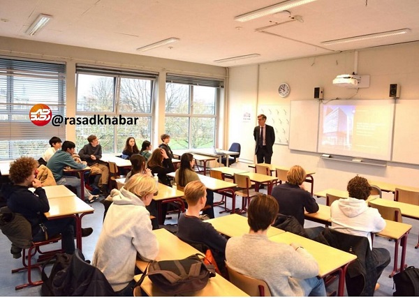 سفیر هلند برای دانش آموزان کشورش از ایران گفت+ تصویر