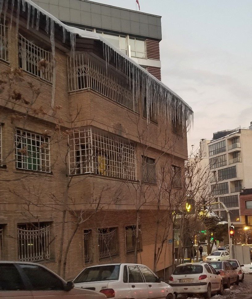 قندیل‌های خطرناکی که جان تهرانی‌ها را تهدید می‌کند+عکس