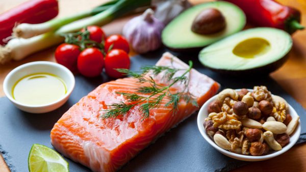خوراکی های سرشار از این ویتامین ها و مواد معدنی گوش تان را تیزتر می کند