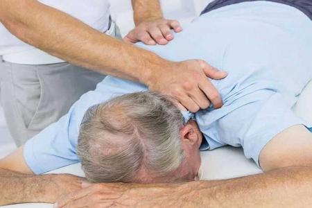 ماساژ باعث افزایش طول عمر می‌شود +فواید درمانی آن