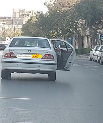  این سمند در مشهد یک تنه روی وانت را کم کرد+عکس