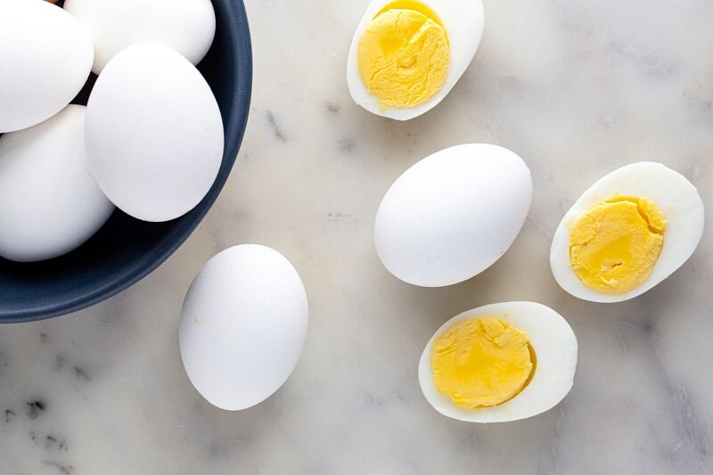 مصرف بیش از حد تخم مرغ برای بدن ما خطرناک است؟