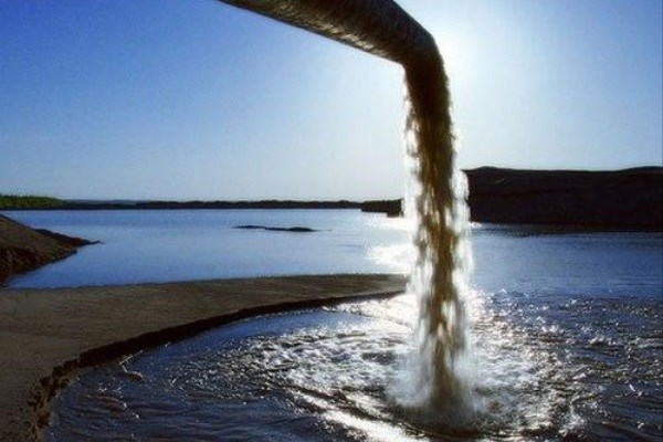 شنا درآب یا فاضلاب