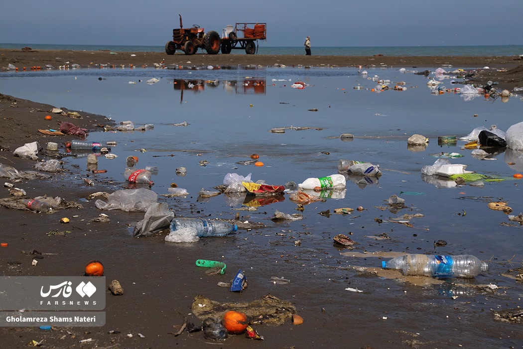 انباشت زباله در سواحل مازندران + عکس