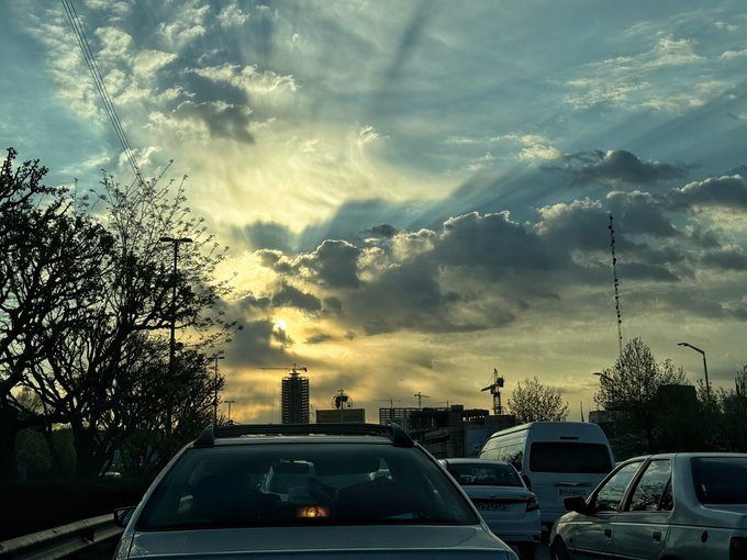 تصویری از ترافیک تهران در ساعت ۶ صبح امروز+عکس