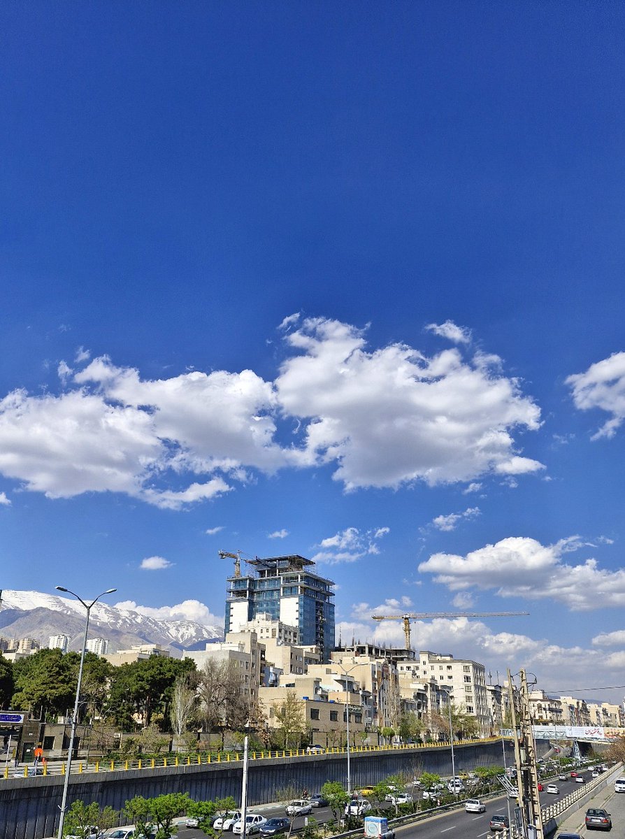 برشی دیدنی از هوای بهاری و دل‌انگیز امروز تهران+عکس