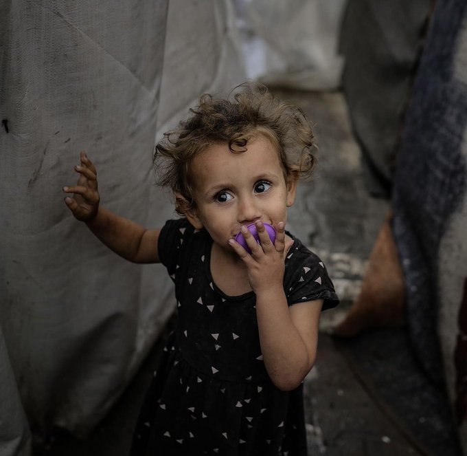 تصویری مظلومانه از یک کودک اهل غزه+عکس
