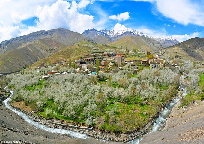 روستای زیبای سنگان با طبیعت بهاری +عکس