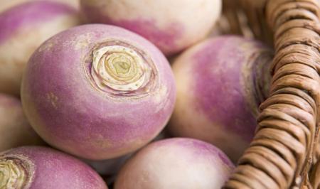 فواید ماسک شلغم برای جوانی و درخشان شدن پوست/ طرز تهیه ماسک شلغم