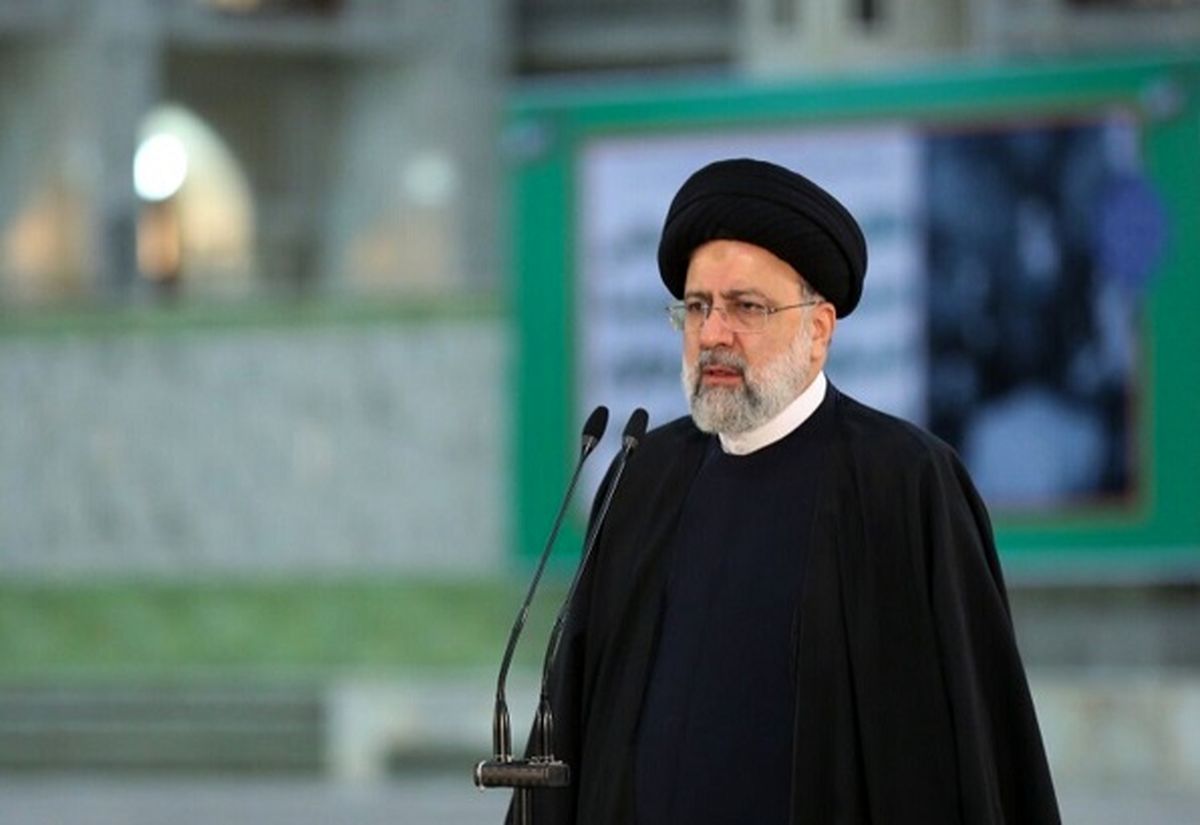 دست‌نوشته جالب یکی از اهالی تهران در وصف شهید جمهور ایران را ببینید.