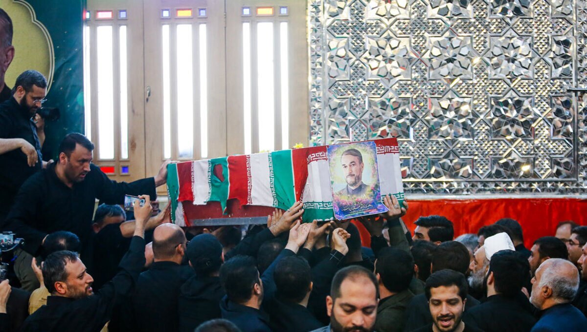 تصویر/ حضور دختر امام خمینی در مراسم تشییع شهید امیرعبداللهیان 