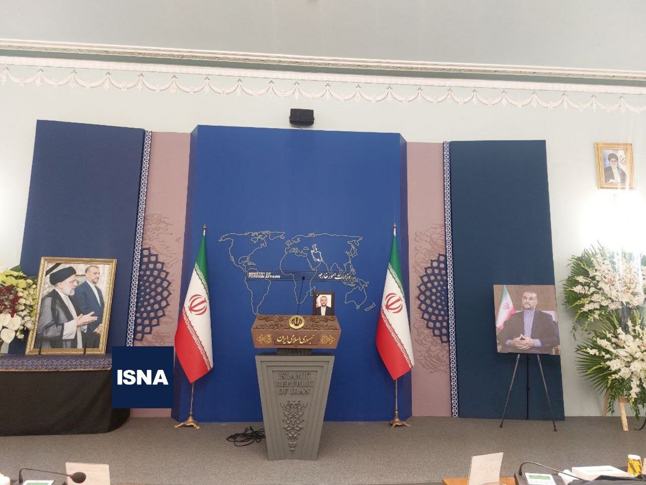 جای خالی شهید امیرعبداللهیان در سالن سخنگویی وزارت امور خارجه+عکس