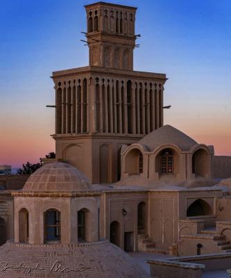 خانه آقازاده با معماری خاص در بافت قدیم ابرکوه+عکس