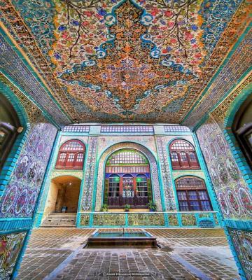 تکیۀ معاون‌الملک شکوه معماری به جا مانده از عصر قاجار+عکس