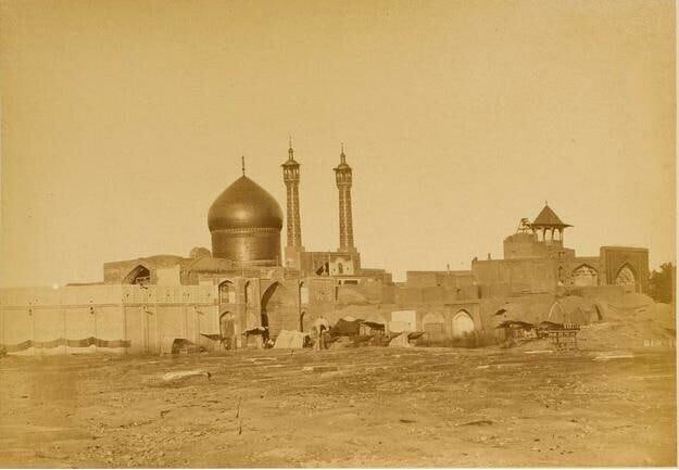 تصویر دیده نشده از حرم حضرت معصومه در زمان قاجار + عکس
