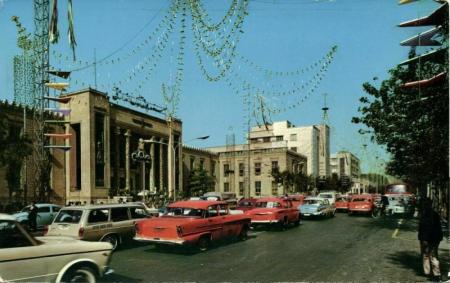 خیابان فردوسی تهران و ماشین‌هایش در نیمه دهه ۴۰ خورشیدی