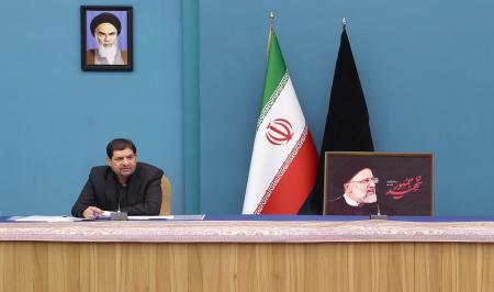 حضور شبانه رئیس جمهور موقت در خانه شهید رئیسی 