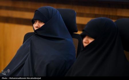 تصاویر تازه از دختران شهید رئیسی در یک مراسم