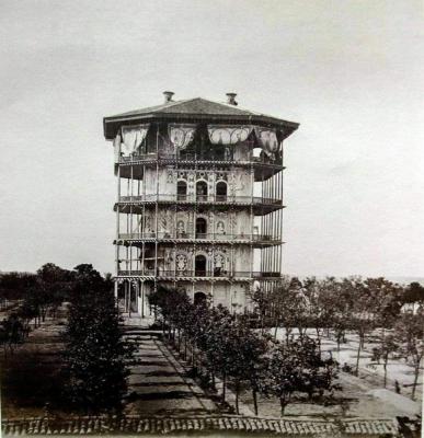 عمارت شمس العماره بندرانزلی که در سال ۱۳۰۶ ویران شد+عکس