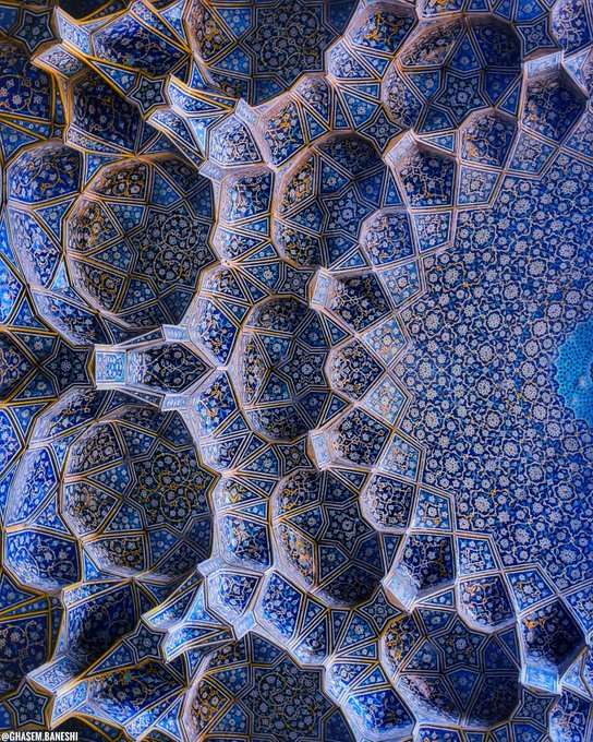 سقف زیبای مدرسه چهارباغ اصفهان+عکس