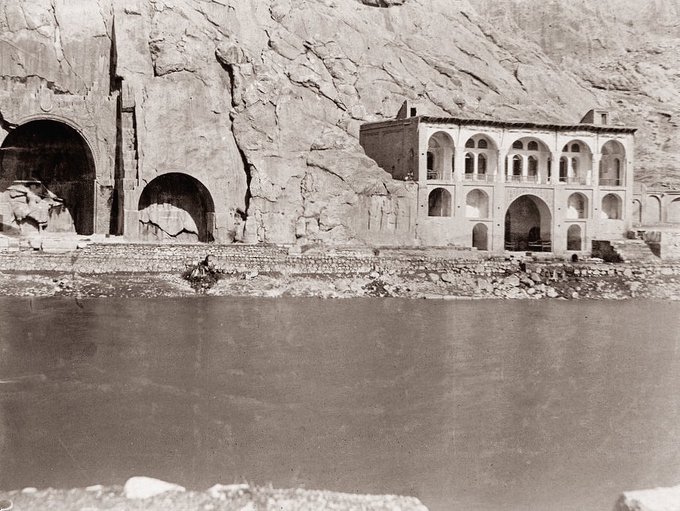 طاق بستان کرمانشاه در عصر قاجار این شکلی بود+عکس