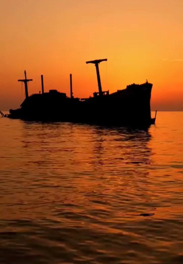 آخرین غروب‌های کشتی یونانی در کیش زیبا+عکس