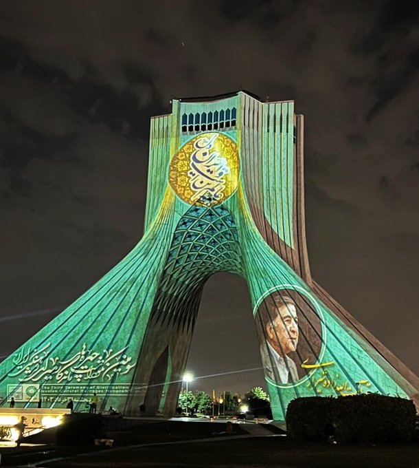 نورپردازی برج آزادی با چهره‌های ماندگار میراث فرهنگی ایران+عکس