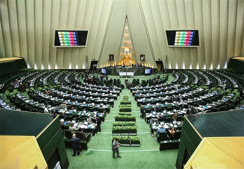مجلس با تربیت پرستار بیمارستانی مخالفت کرد
