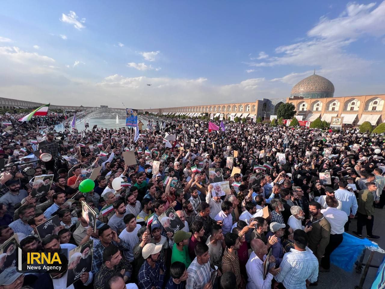 تصویری از گردهمایی حامیان جلیلی در اصفهان+عکس