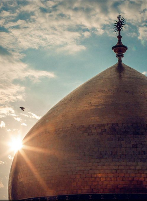 طلوع آفتاب بر گنبد پاک امام علی (ع) در نجف اشرف+عکس