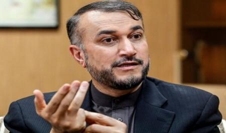  خوش و بش مهدی تاج با سردار قاآنی در مراسم چهلم شهید امیرعبداللهیان+ عکس