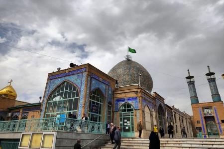 امامزاده سید ابراهیم زنجان در بافت قدیمی این شهر