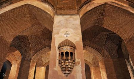 یک مشکاة در مسجدجامع عتیق اصفهان +عکس