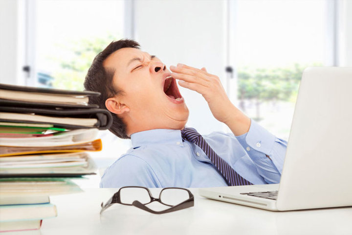 خمیازه کشیدن چه تاثیرات مثبتی روی بدن دارد؟