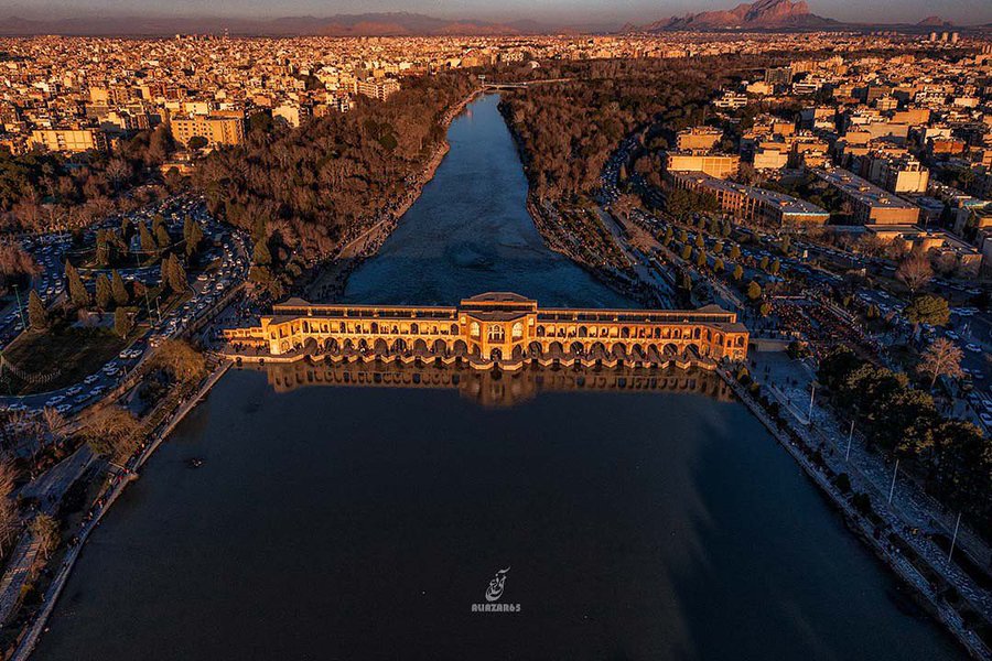 تصویر هوایی بی نظیر از پل خواجوی اصفهان