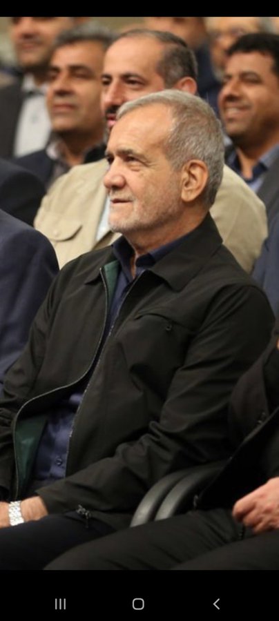 کشف بامزه ایرانی‌ها درباره کاپشن پزشکیان سر و صدا به پا کرد+عکس