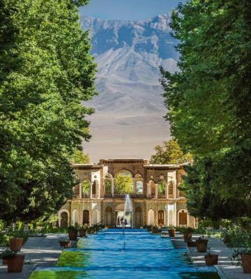 باغ و عمارت شازده‌ ماهان با زیبایی خیره‌کننده‌اش+عکس