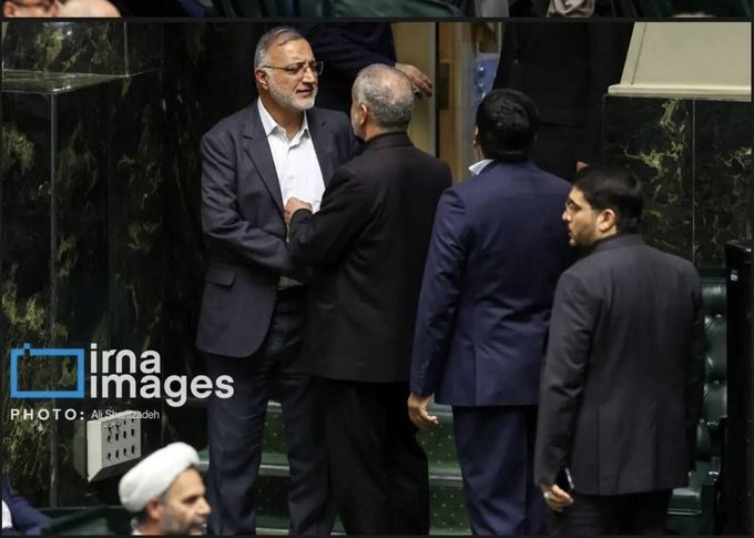 تصویری از زاکانی در مراسم تحلیف پزشکیان
